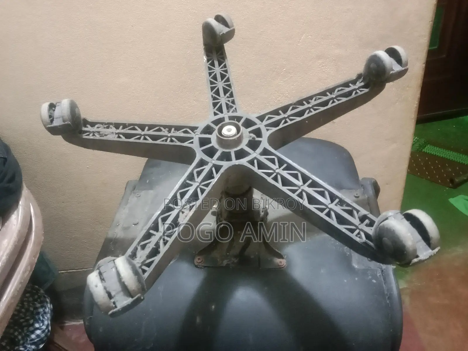 লাইট নেভি ব্লু অফিস চেয়ার