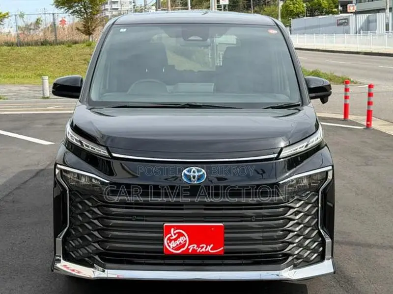 Toyota Voxy Hybrid SZ Pre order 2022