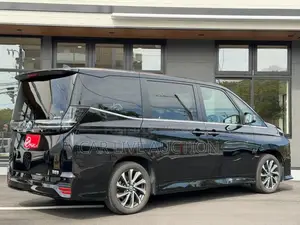 Toyota Voxy Hybrid SZ Pre order 2022