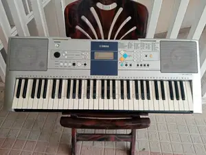 YAMAHA Keyboard