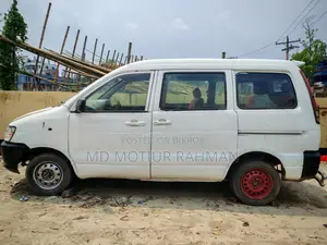 Toyota Hiace 1999