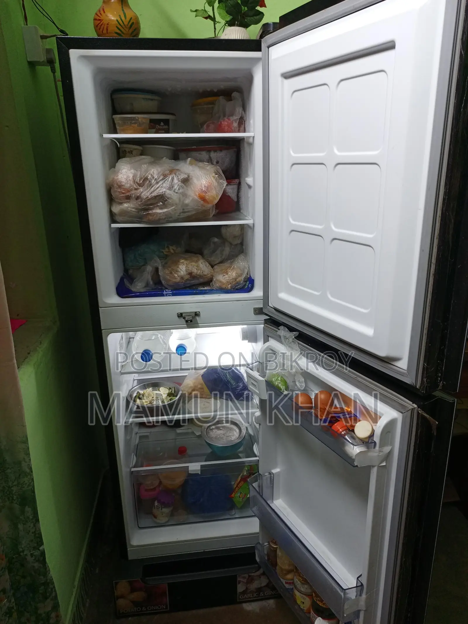 Singer Fridge