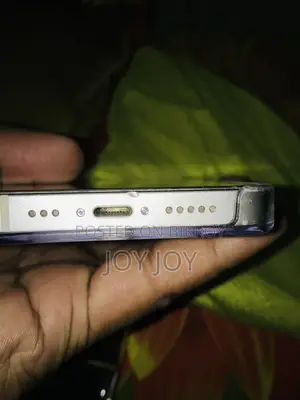 Apple iPhone 14 (Used)