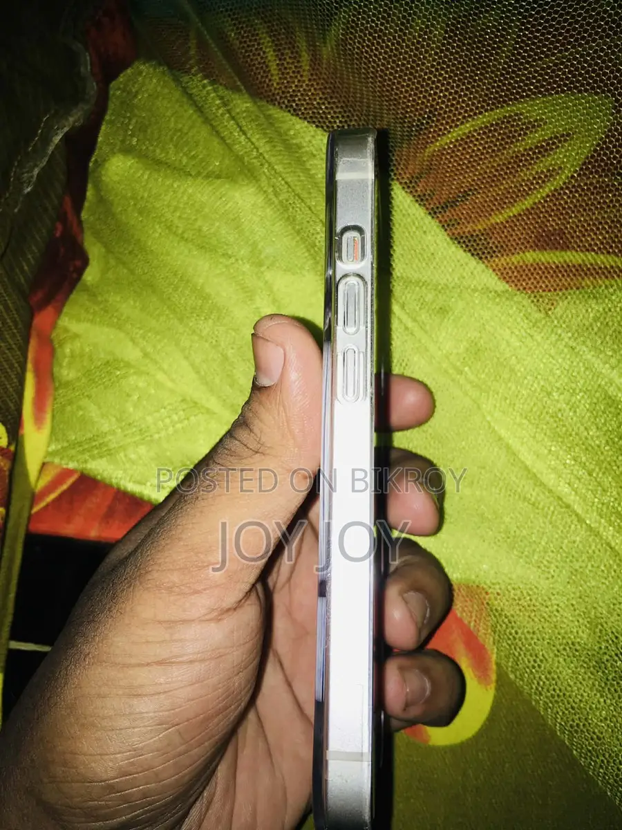 Apple iPhone 14 (Used)