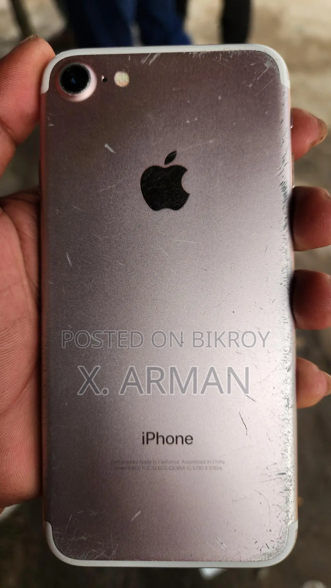 Apple iPhone 7 (Used)