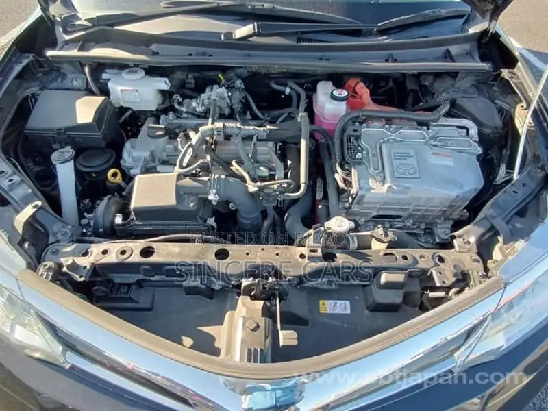 Toyota Fielder EX PACKAGE HYBRID 2022