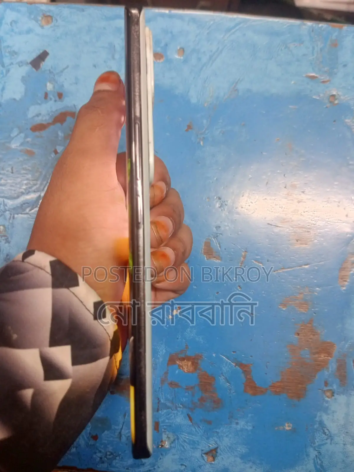Vivo V30 (Used)