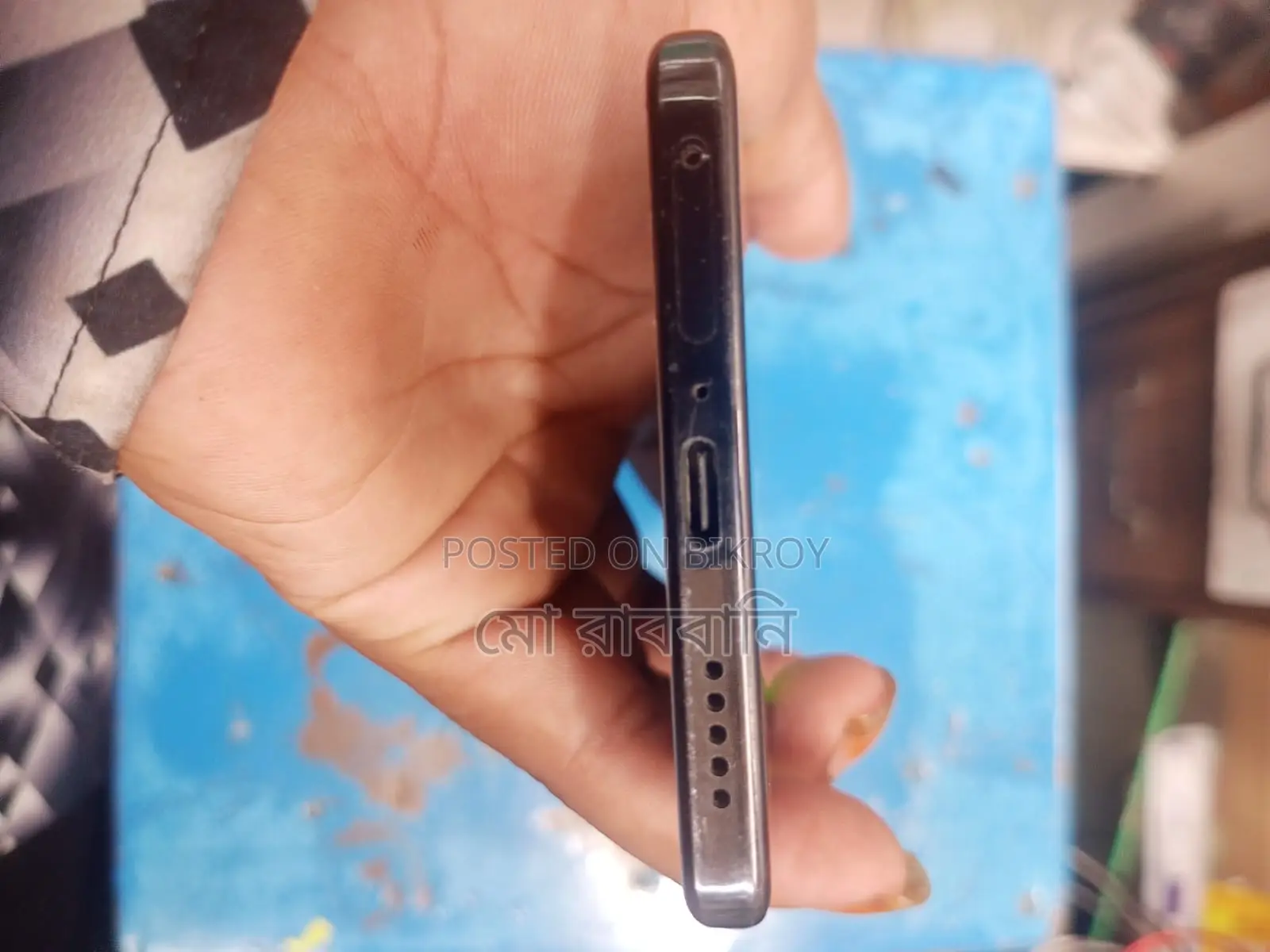 Vivo V30 (Used)