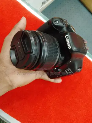 Canon 550D & 18-55mm IS lens