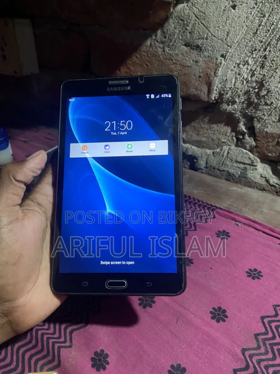 Samsung mobile phone (Used)