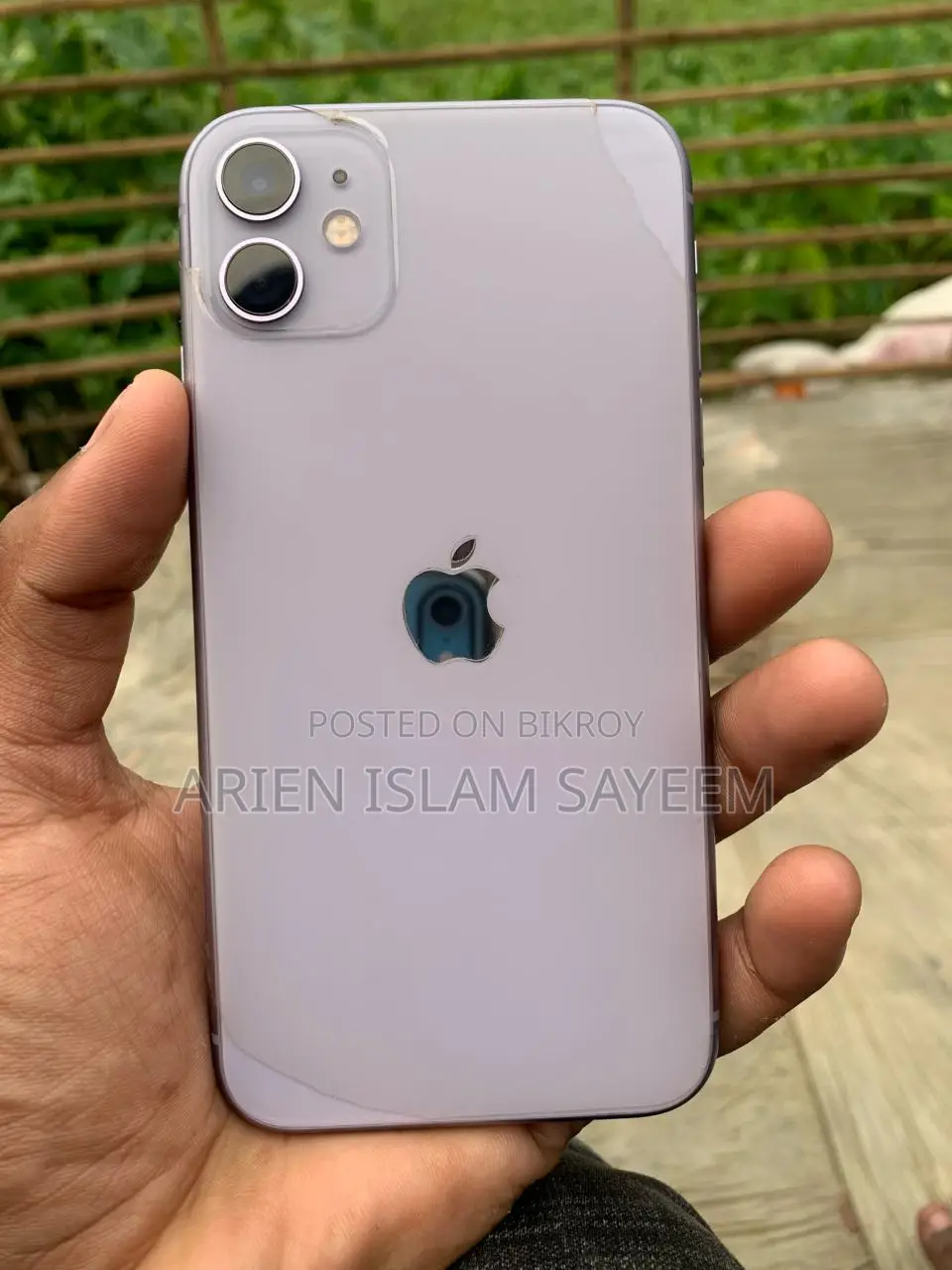 Apple iPhone 11 (Used)