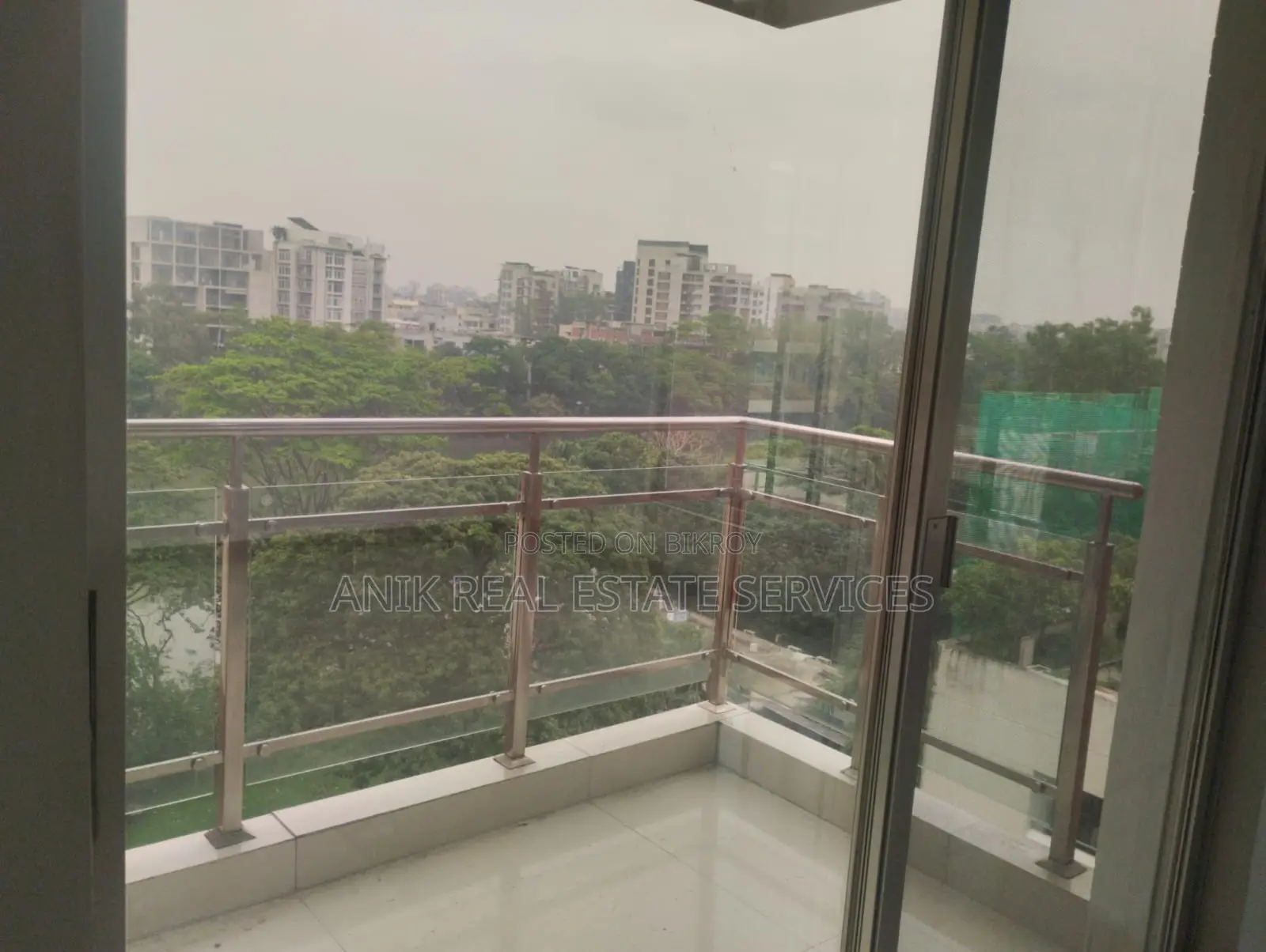 Good Quality 3500 Sft 4 Bedroom Flat Rent At Gulshan North