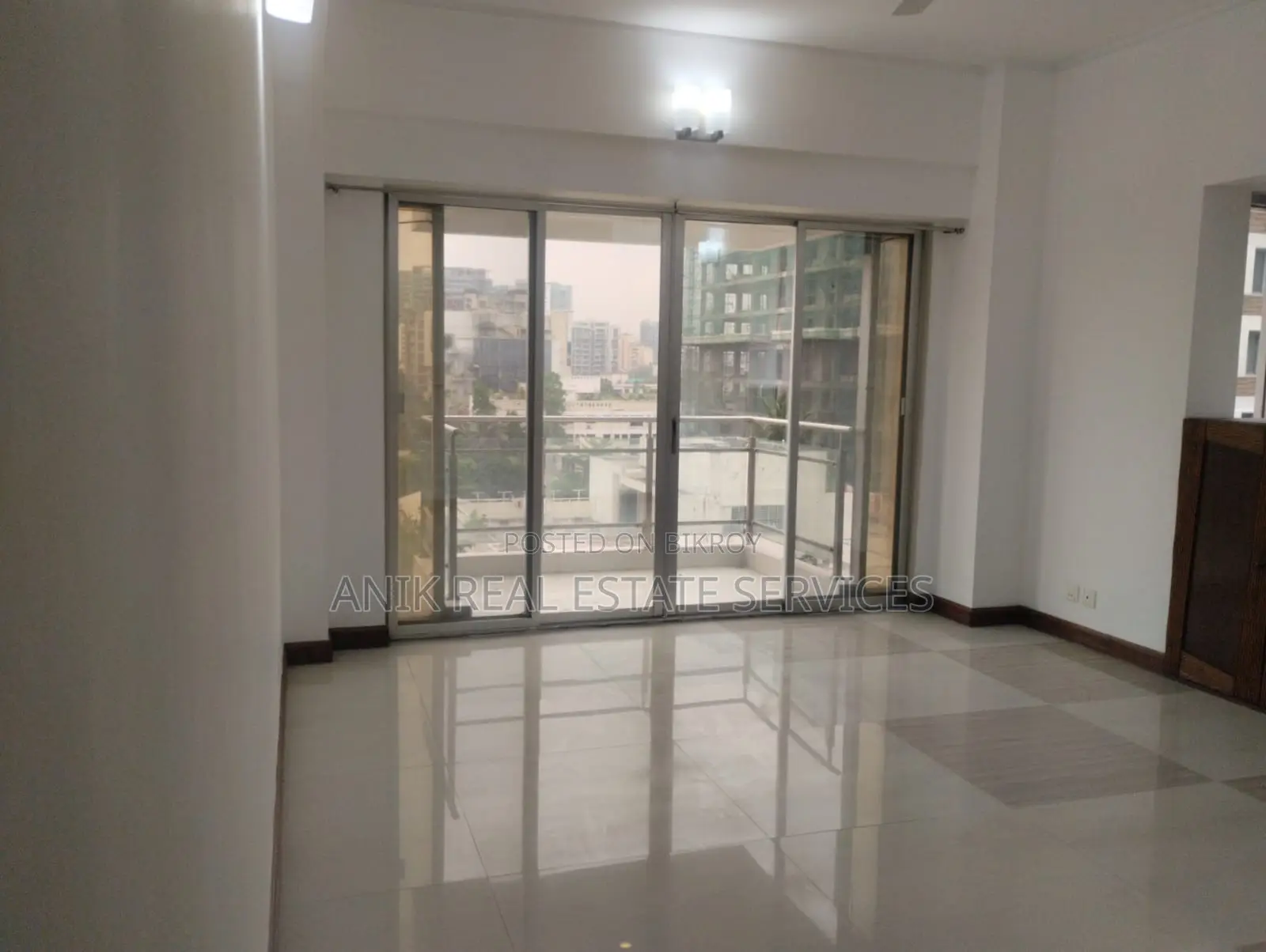 Good Quality 3500 Sft 4 Bedroom Flat Rent At Gulshan North