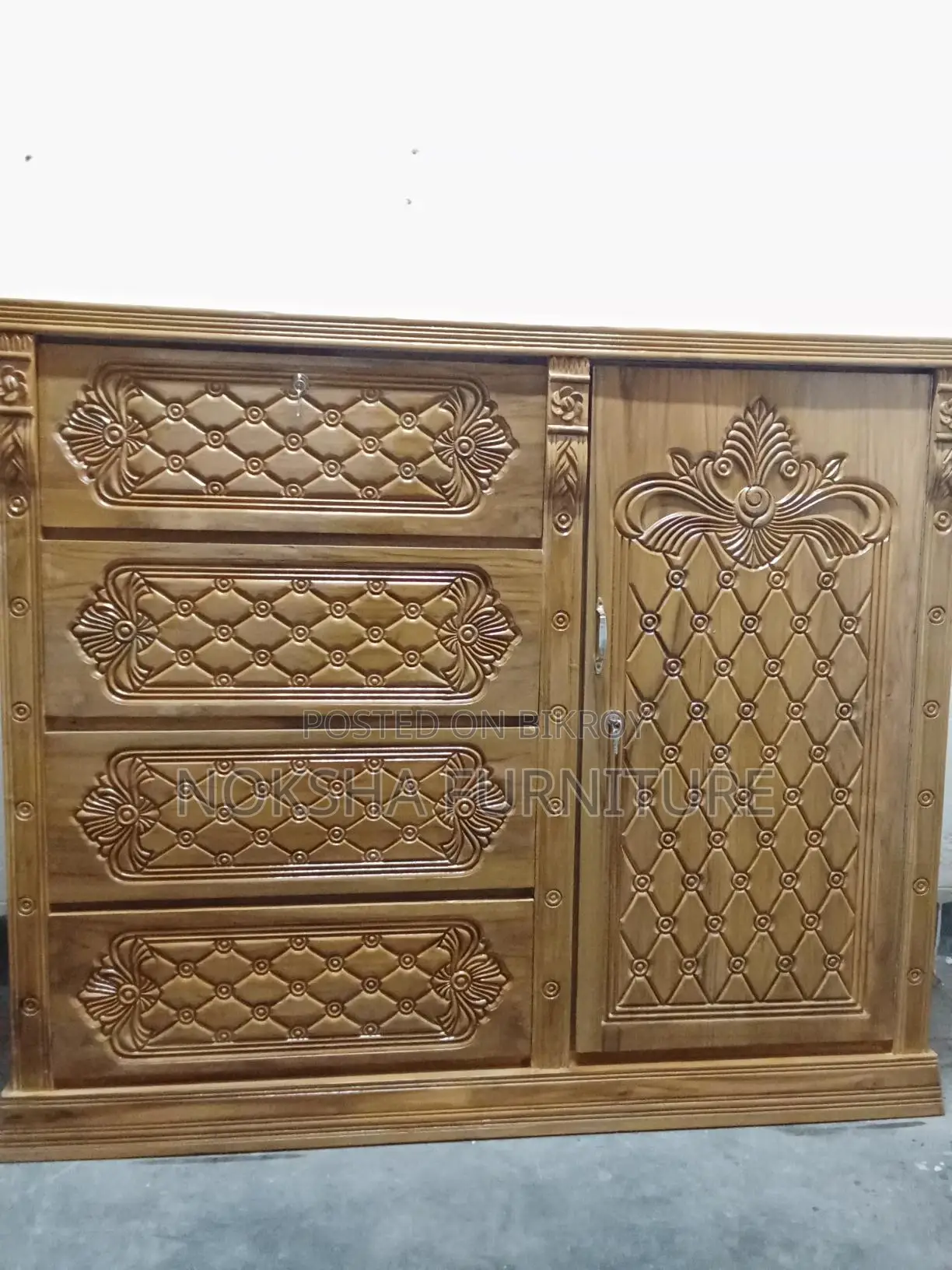 Chittagong Teak Wood Wardrobe for Sale