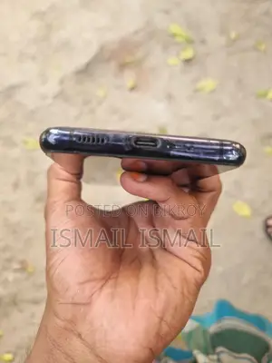 Samsung Galaxy S20 FE (Used)