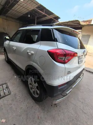 Mahindra XUV500 2020