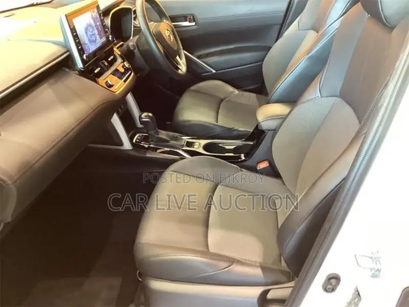 Toyota Corolla Cross Hybrid Z ready stock 2021