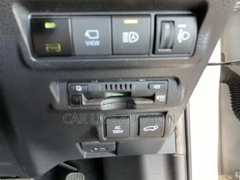 Toyota Corolla Cross Hybrid Z ready stock 2021