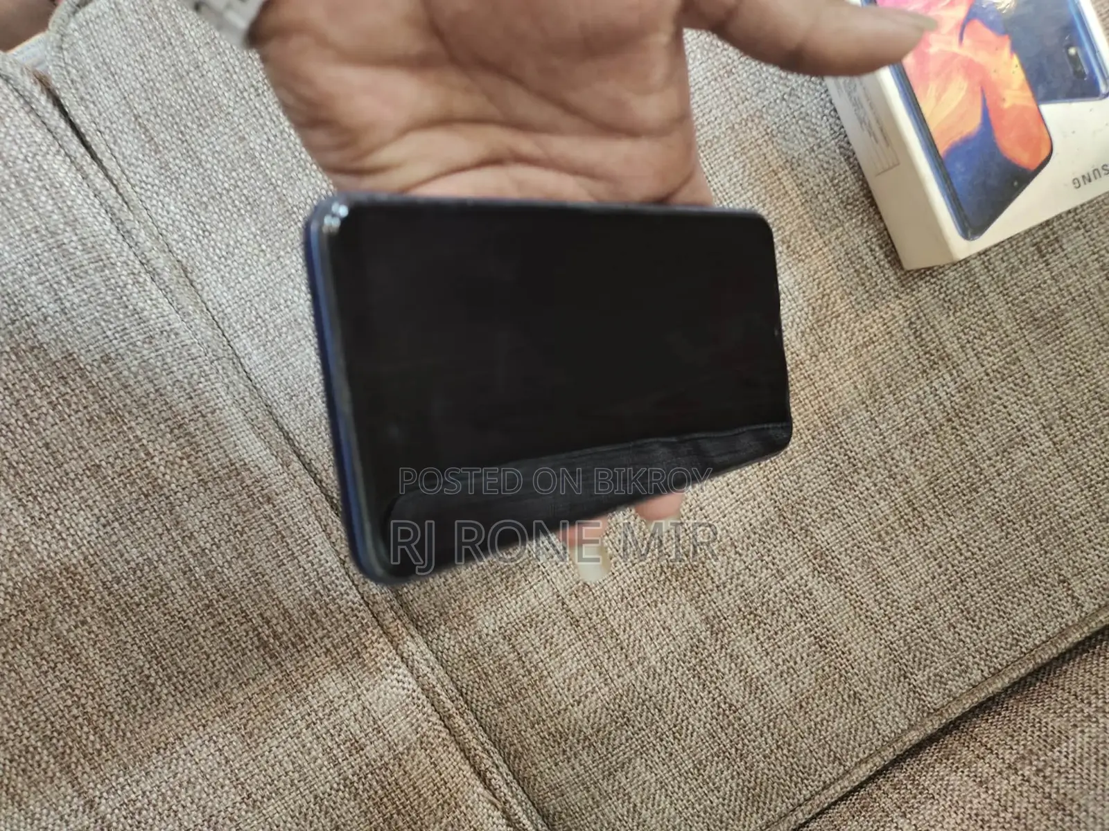 Samsung Galaxy A10 (Used)