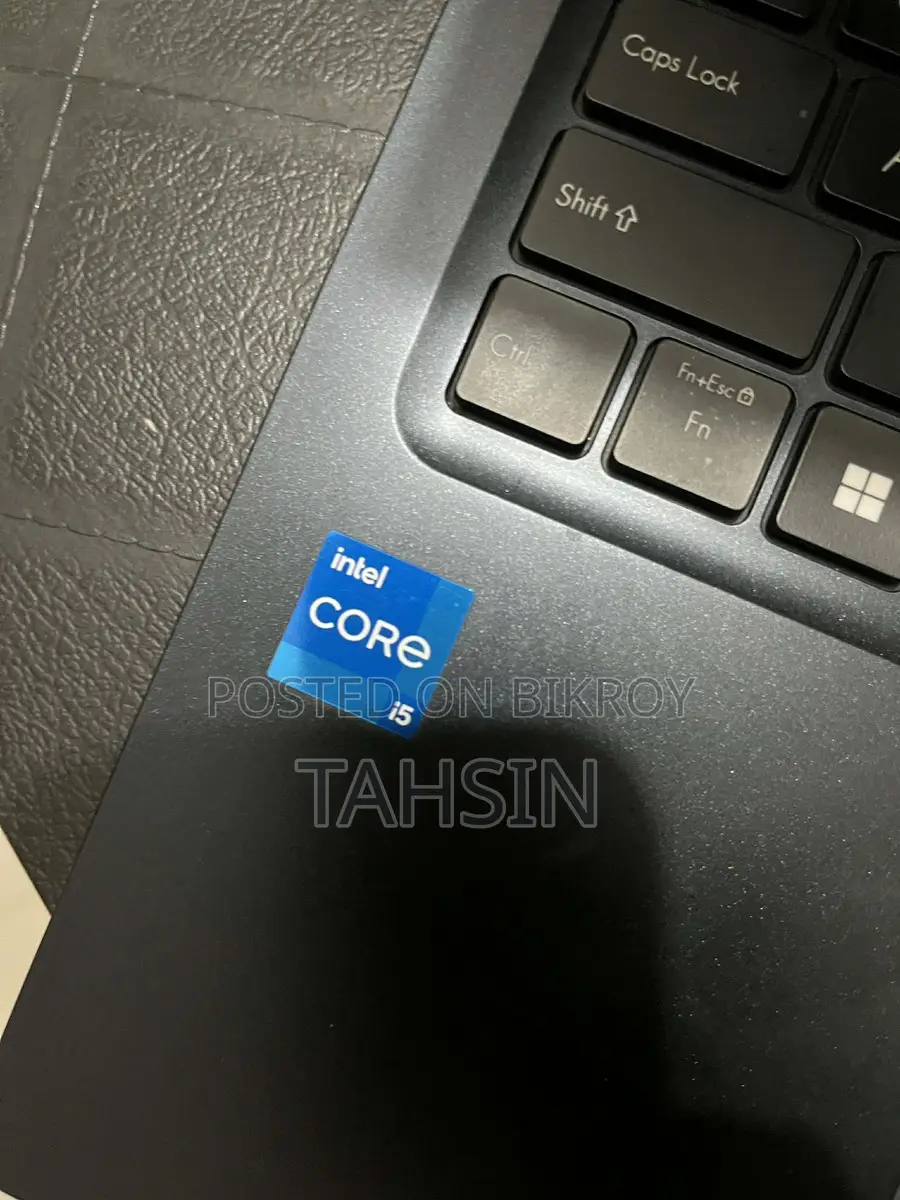 Asus vivobook 15