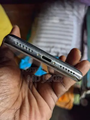 Apple iPhone X (Used)