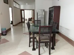 গুলশান ২-এর মাঝামাঝি ৪ বেডরুমের ফার্নিশড ফ্ল্যাট ভাড়া