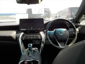 Toyota Harrier ZL Package 2018