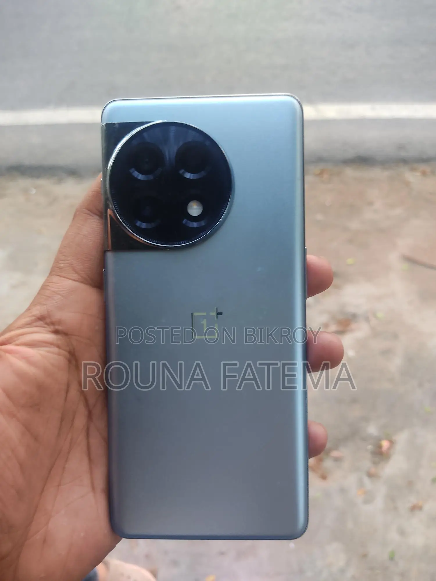 OnePlus 11 R 8/128 (Used)