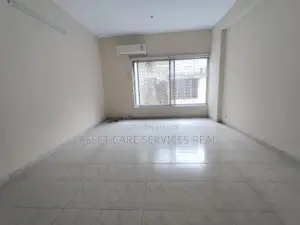 4Bed Un-Furnished Apartment For Rent In Banani