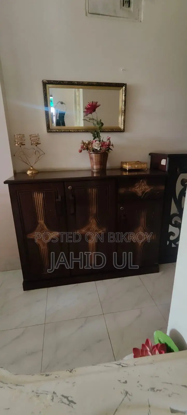 Display Cabinet