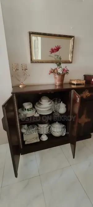 Display Cabinet