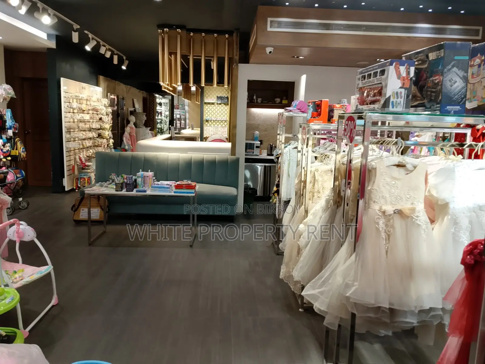 Showroom for Rent at Banani Road 11
