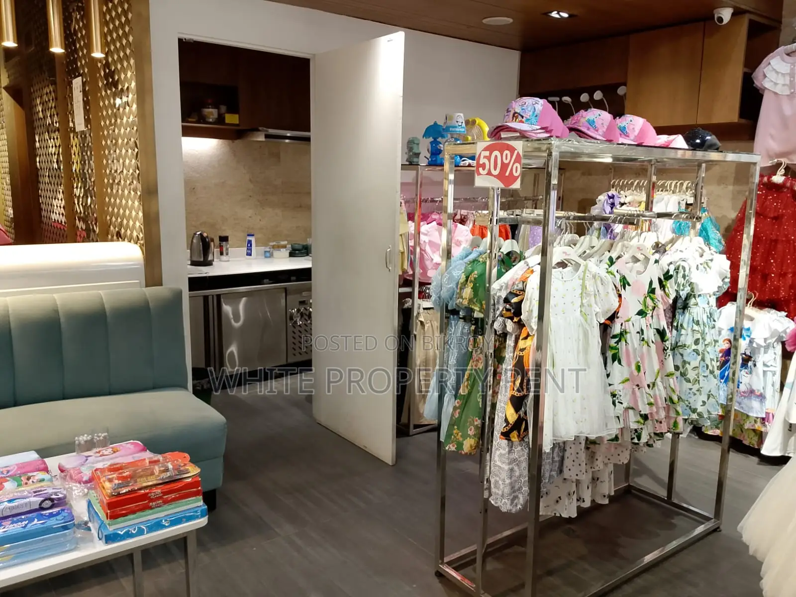 Showroom for Rent at Banani Road 11