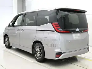 Toyota Noah SZ 360' 2022