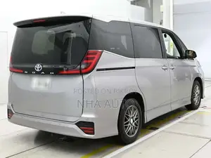 Toyota Noah SZ 360' 2022