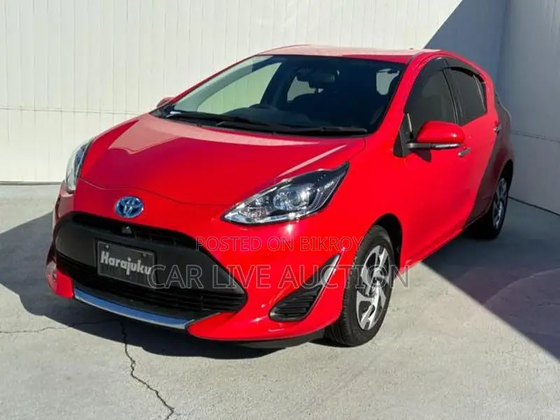 Toyota Aqua Hybrid S 2021