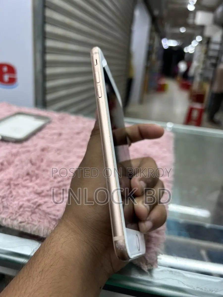 Apple iPhone 8 Plus (Used)
