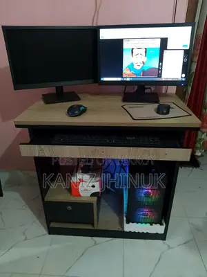 Desktop with table