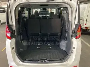 Toyota Noah New Shape X Pearl 2022