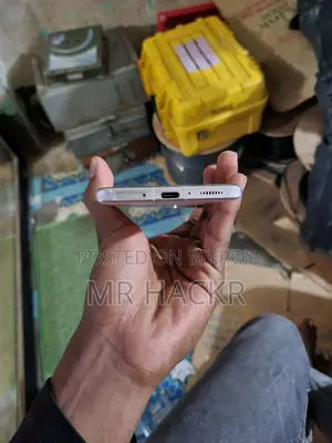 Xiaomi Civi 3 8/256 (Used)