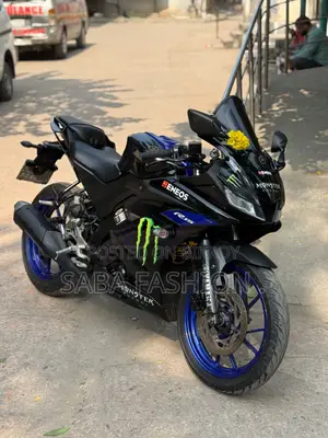 Yamaha R15 . 2021