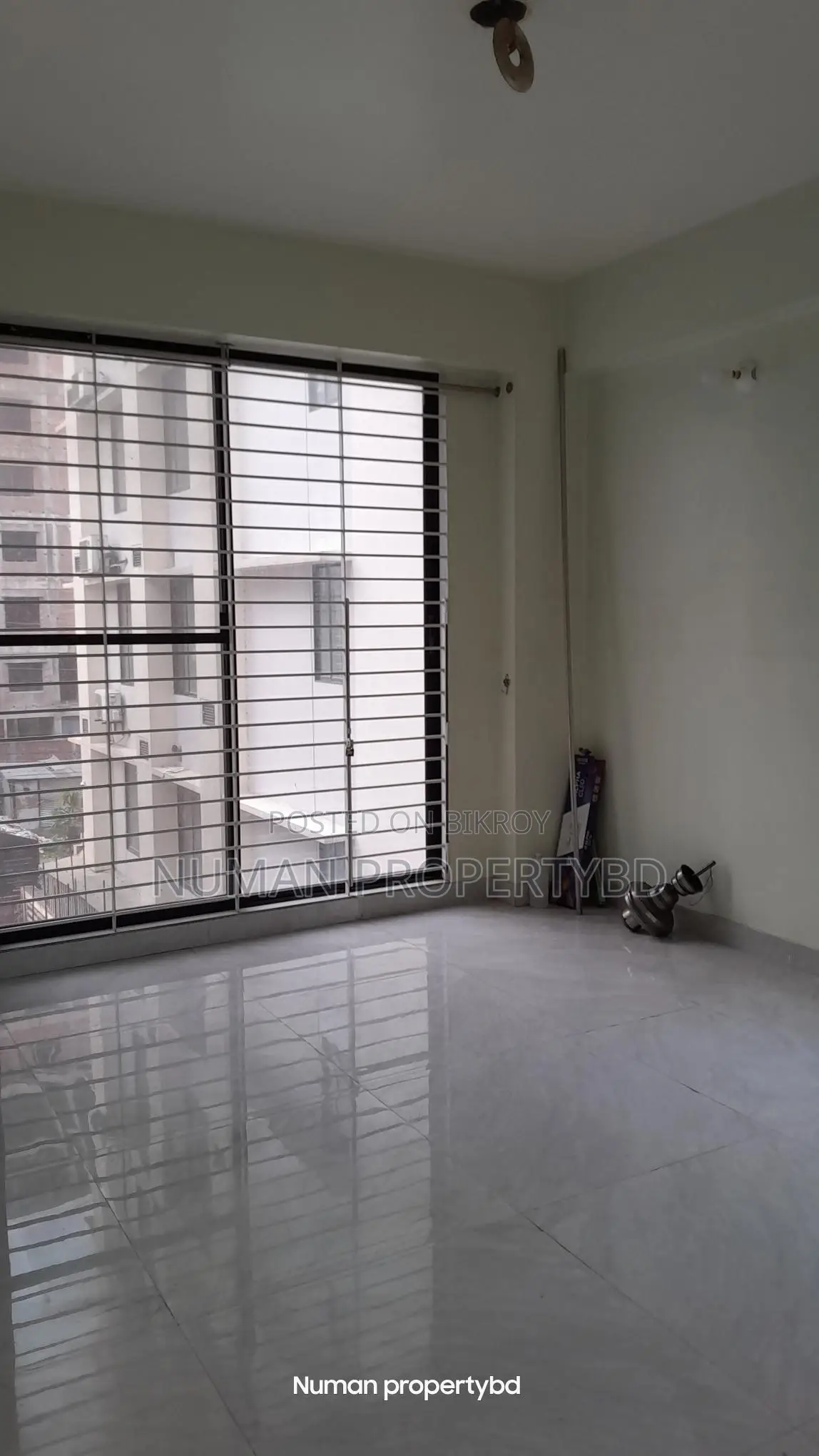 2100 sq ft 3 bedroom full interior design new luxury semi-furnished flat for rent