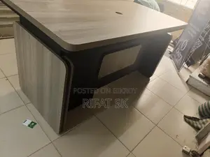 বস টেবিল ৫/২.৩০ ফিট