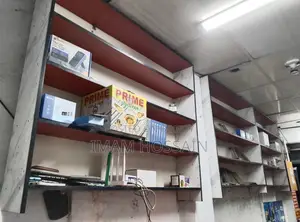 ইমার্জেন্সি দোকানের ডেকোরেশন বিক্রি করা হবে
