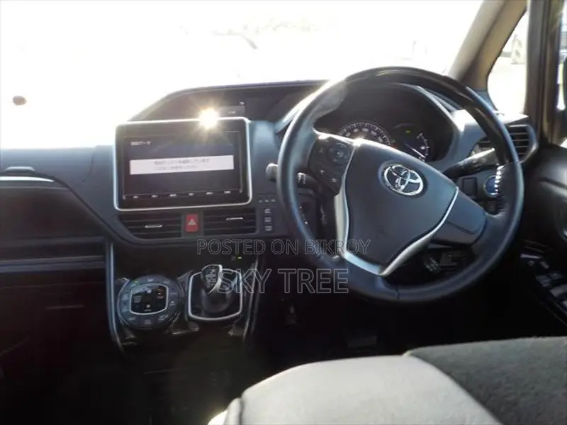 Toyota Esquire GI PREMIUM PACKAGE 2021