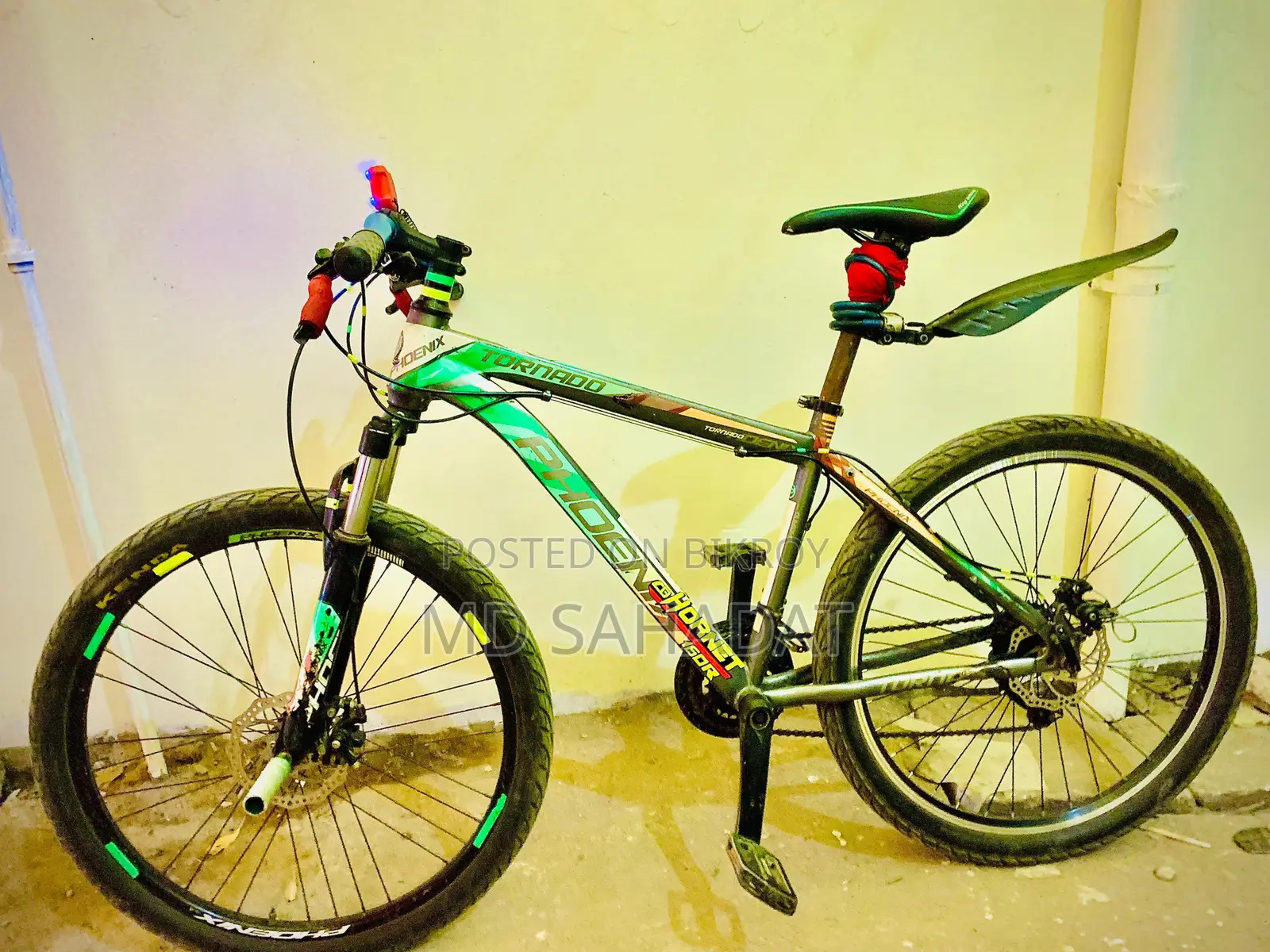 Bicycle unused for a long time, selling it now