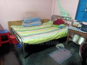 স্টিলের খাট