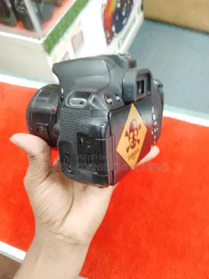 Canon 700D &yn50mm lens