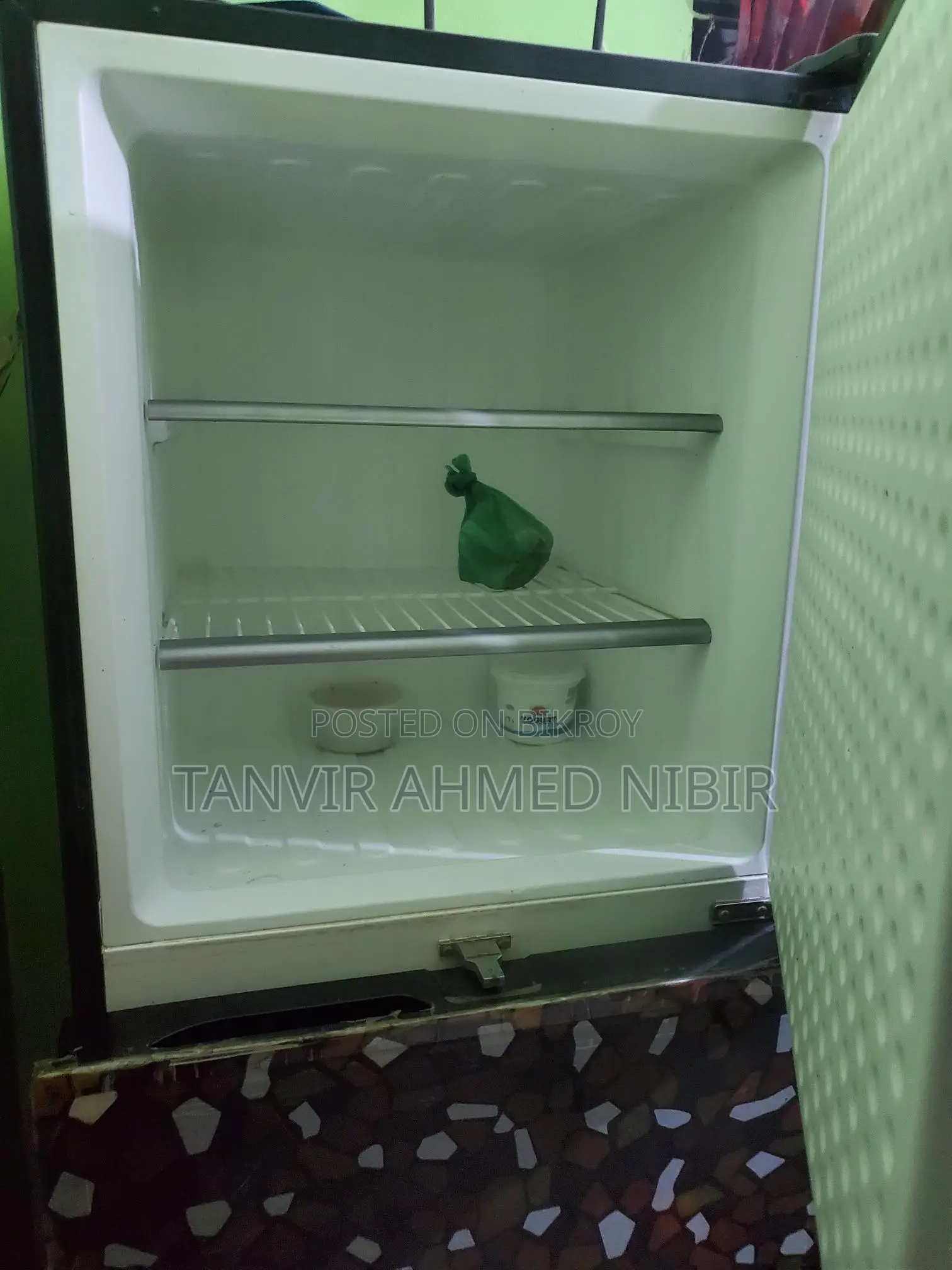 Walton Direct Cool Refrigerator