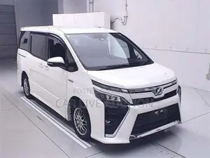 Toyota Voxy ZS KERAMIKE 2 Ready 2020